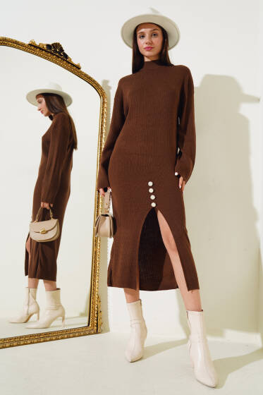 Yırtmaçlı Fitilli Triko Midi Elbise Kahve - Triko