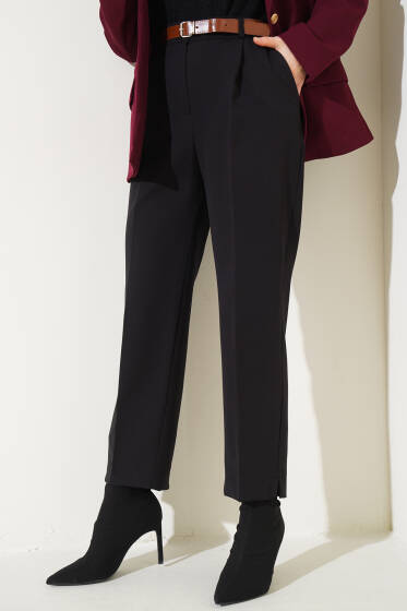 Yırtmaçlı Kemerli Pantolon Siyah - Pantolon