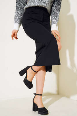 Yırtmaçlı Midi Etek Siyah 