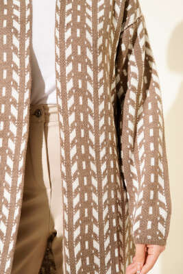 Yön Desen Triko Uzun Hırka Vizon - Hırka