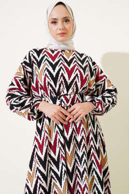 Yön Desenli Kemerli Bel Lastikli Elbise Bordo - Tesettür Elbise