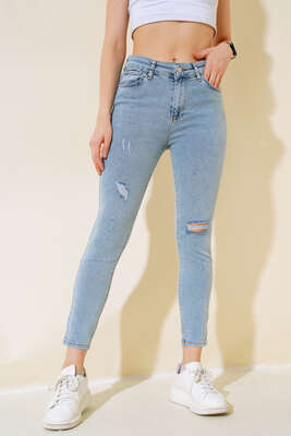 Yüksek Bel Dar Paça Lazerli Kot Pantolon Açık Mavi - Kadın Giyim Modelleri