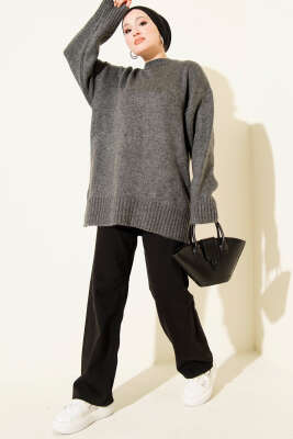 Yumoş Geniş Kollu Kazak Füme - Triko Kazak