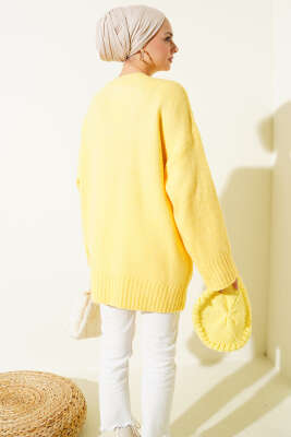 Yumoş Geniş Kollu Kazak Sarı - Triko Kazak
