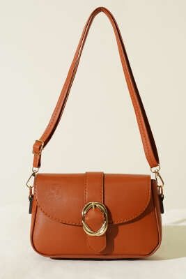 Zarif Tasarımlı Kapaklı Çanta Taba 