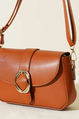 Zarif Tasarımlı Kapaklı Çanta Taba - Kol Çantası