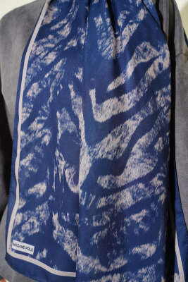 Zebra Desen Şal Lacivert - Başörtüsü