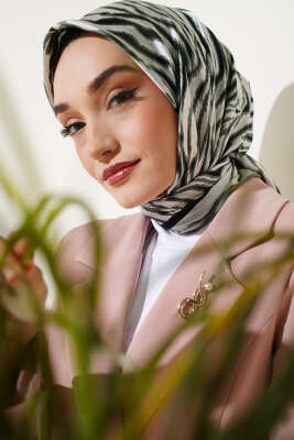 Zebra Desen Saten Eşarp Mint 