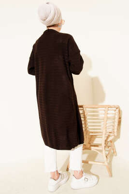 Zigzag Desenli Triko Uzun Hırka Kahve - Hırka