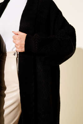 Zigzag Kabartmalı Triko Uzun Hırka Siyah - Hırka