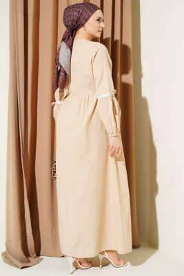 Zigzag Nakışlı Yan İpli Poplin Elbise Bej - Elbise