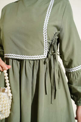 Zigzag Nakışlı Yan İpli Poplin Elbise Haki - Elbise