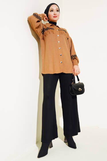 Zigzag Şeritli Püsküllü Triko Takım Latte Siyah - İkili Takım