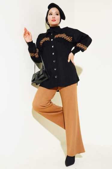 Zigzag Şeritli Püsküllü Triko Takım Siyah Latte - İkili Takım