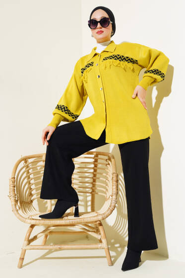 Zigzag Şeritli Püsküllü Triko Takım Yağ Yeşili - İkili Takım