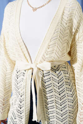 Zikzak Ajurlu Kuşaklı Triko Hırka Krem - Hırka