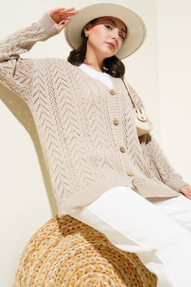 Zikzak Desen Düğmeli Triko Hırka Bej - Hırka