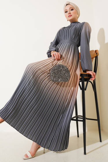 Zikzak Desenli Piliseli Abiye Elbise Siyah - Elbise