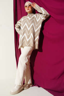 Zikzak Desenli Triko Tunik Bej - Tunik