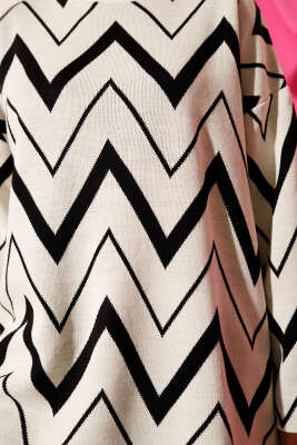 Zikzak Desenli Triko Tunik Ekru - Tunik