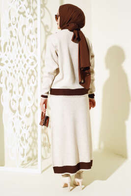 Zikzaklı Gömlek Yaka Etekli Triko Takım Bej - Triko İkili Takım