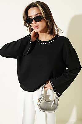 Zımba Yakalı Basic Bluz Siyah - HELLIE