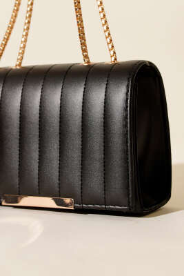 Zincir Askılı Dikdörtgen Çanta Siyah - Kol Çantası