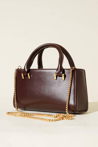 Zincir Askılı Mıknatıslı Çanta Acı Kahve - Kol Çantası