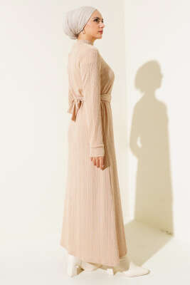 Zincir Kuşaklı Fitilli Elbise Bej - Tesettür Elbise