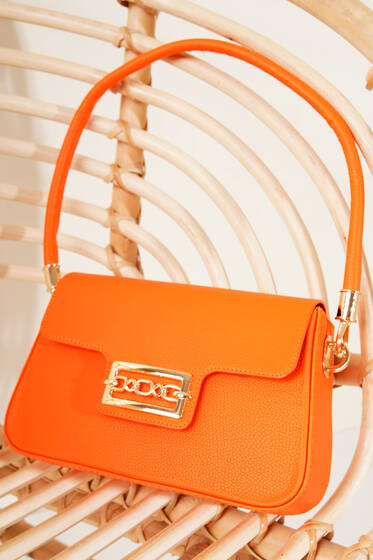 Zincir Tokalı Kapaklı Omuz Çanta Oranj - Kol Çantası